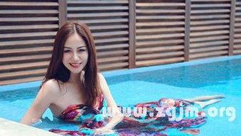 陈露个人资料,才华横溢的艺术家，人生轨迹与艺术成就的完美融合